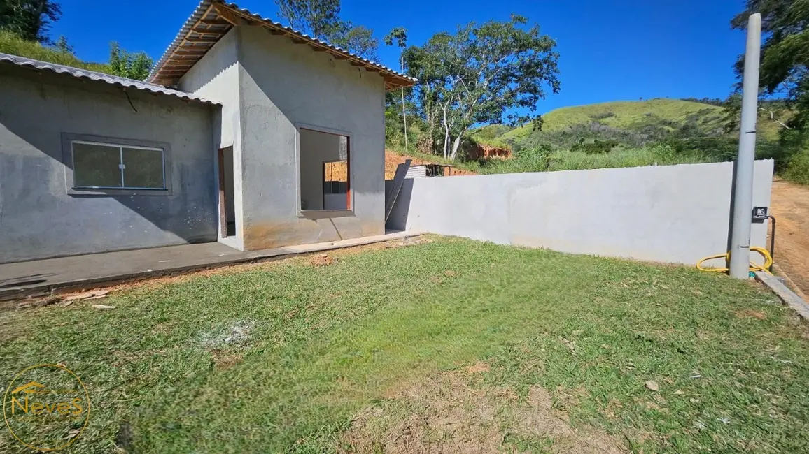 Foto 3 de Casa com 2 quartos à venda, 85m2 em Paty Do Alferes - RJ