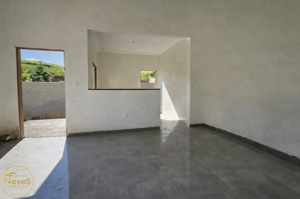 Foto 4 de Casa com 2 quartos à venda, 85m2 em Paty Do Alferes - RJ