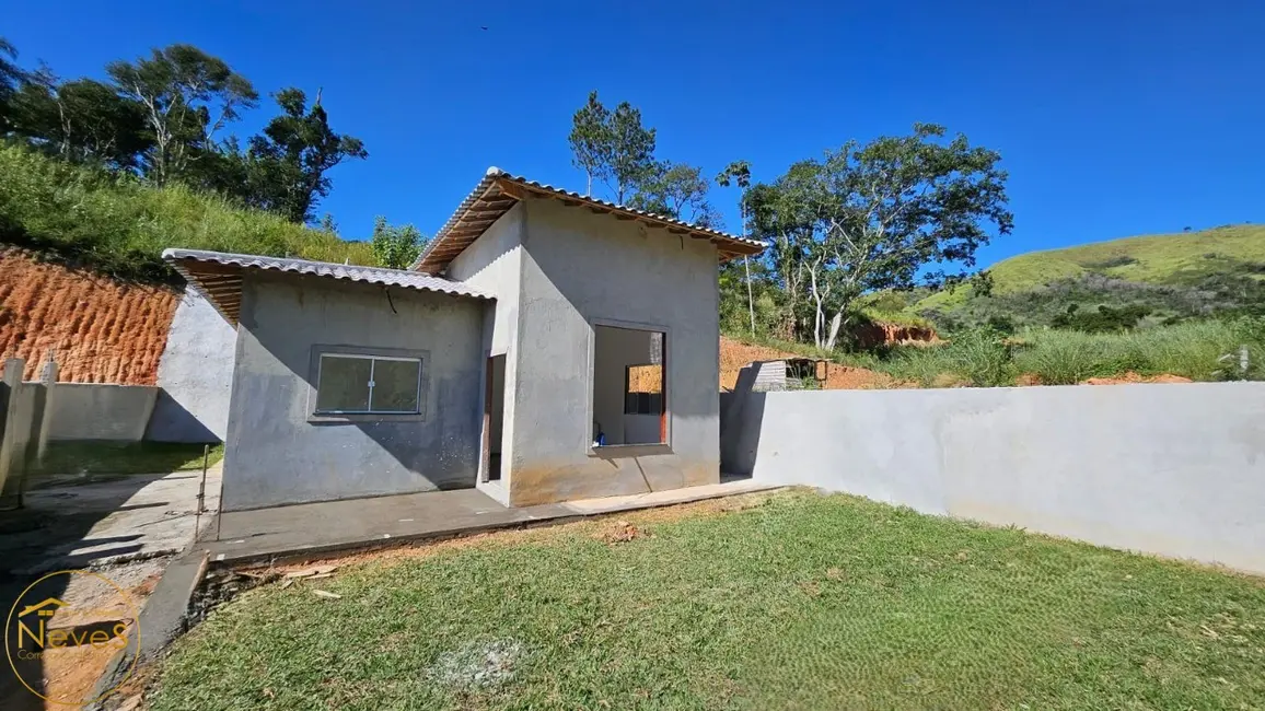 Foto 1 de Casa com 2 quartos à venda, 85m2 em Paty Do Alferes - RJ