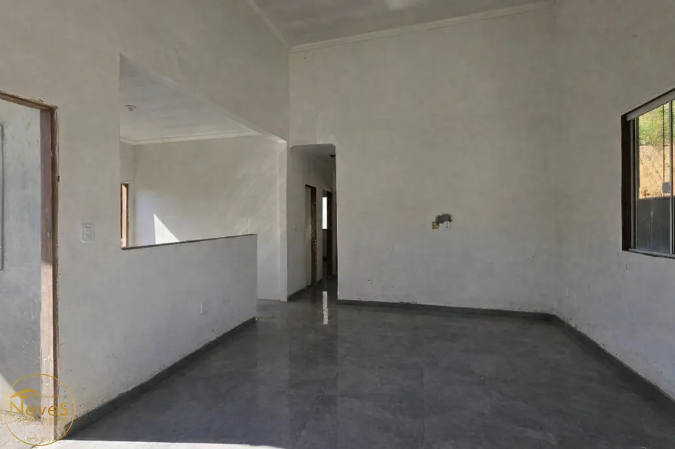 Foto 5 de Casa com 2 quartos à venda, 85m2 em Paty Do Alferes - RJ