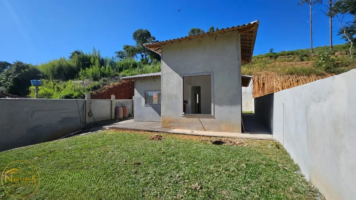 Foto 2 de Casa com 2 quartos à venda, 85m2 em Paty Do Alferes - RJ