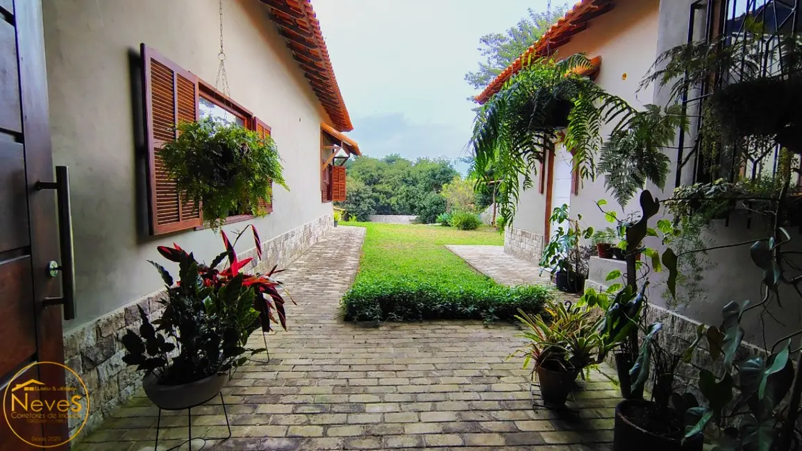 Foto 4 de Casa com 3 quartos à venda, 260m2 em Paty Do Alferes - RJ