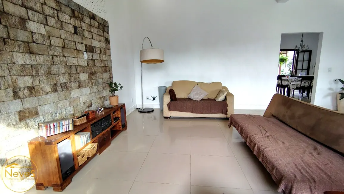 Foto 8 de Casa com 3 quartos à venda, 260m2 em Paty Do Alferes - RJ
