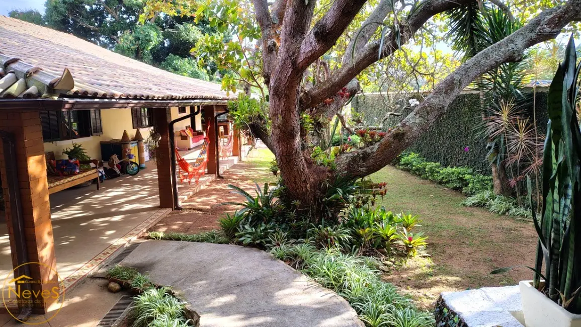 Foto 2 de Casa com 3 quartos à venda, 220m2 em Paty Do Alferes - RJ