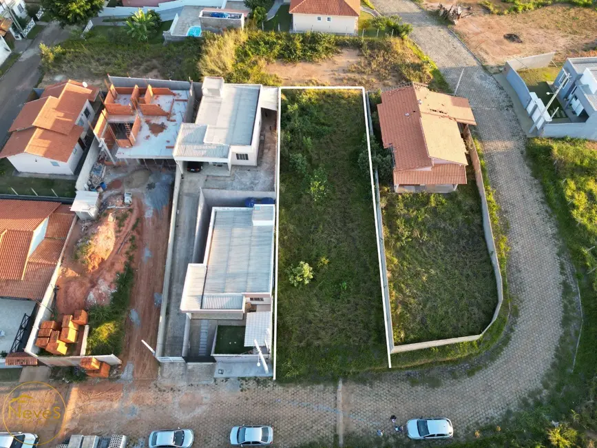 Foto 9 de Terreno / Lote à venda, 412m2 em Paty Do Alferes - RJ