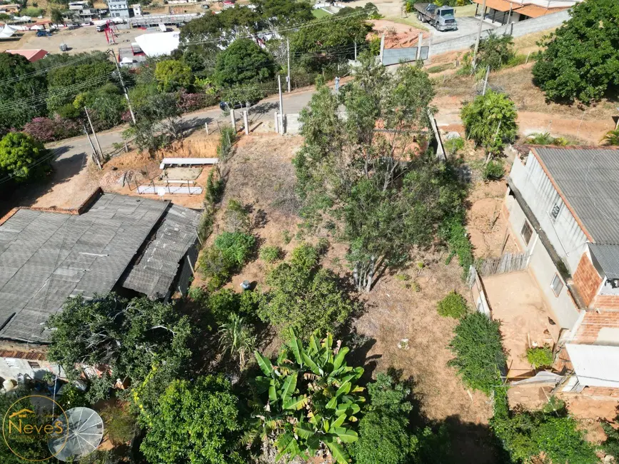 Foto 2 de Terreno / Lote à venda, 1000m2 em Paty Do Alferes - RJ
