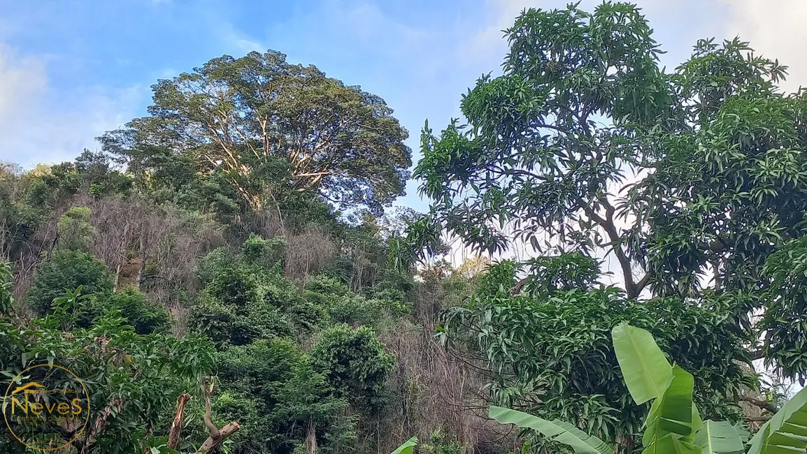 Foto 9 de Terreno / Lote à venda, 2210m2 em Paty Do Alferes - RJ
