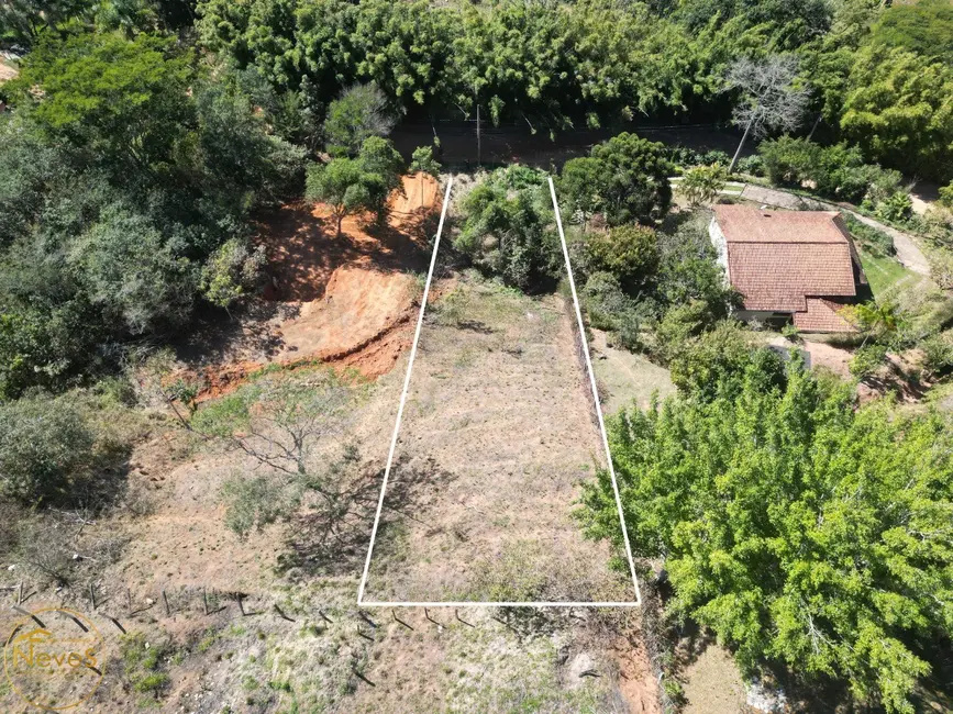 Foto 2 de Terreno / Lote à venda, 885m2 em Paty Do Alferes - RJ