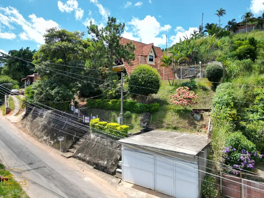 Foto 2 de Casa com 3 quartos à venda, 99m2 em Miguel Pereira - RJ