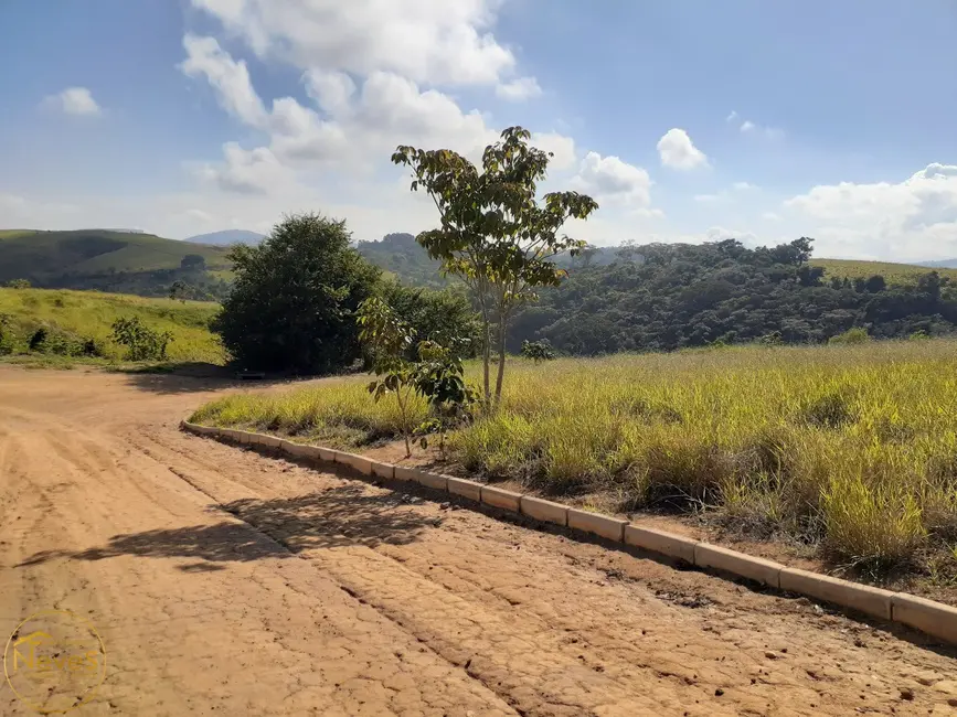Foto 1 de Terreno / Lote à venda, 549m2 em Paty Do Alferes - RJ