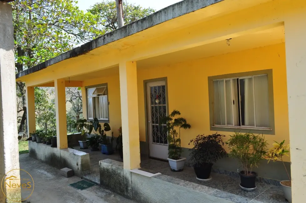 Foto 4 de Sítio / Rancho com 8 quartos à venda, 400m2 em Paty Do Alferes - RJ