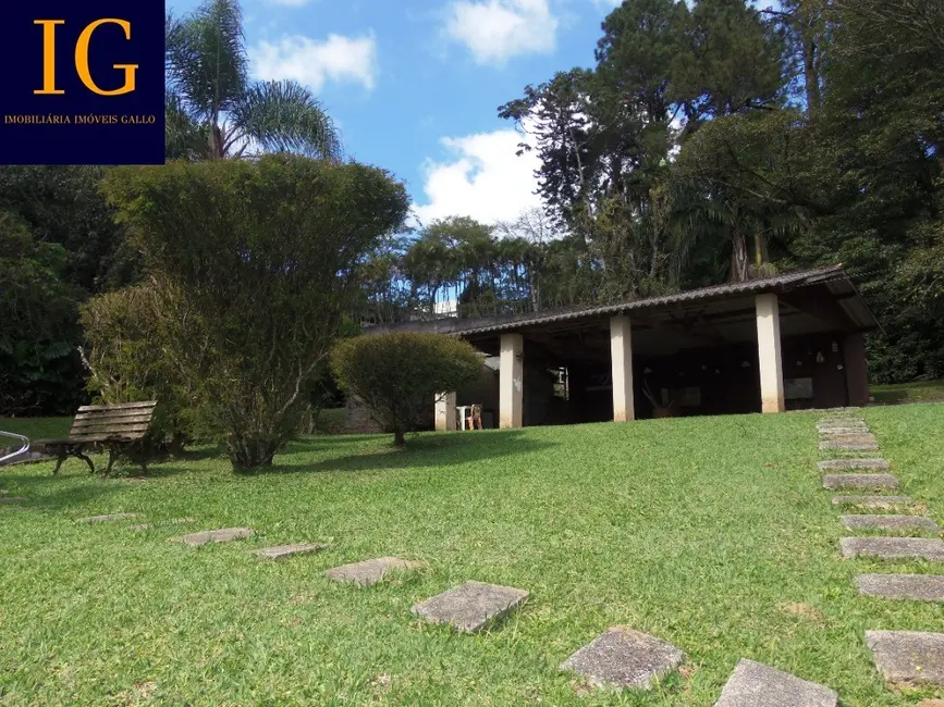 Chácara com 3 quartos à venda, 740m2 em Centro, Ribeirao Pires - SP - imagem 8 Foto 8 de Chácara com 3 quartos à venda, 740m2 em Centro, Ribeirao Pires - SP