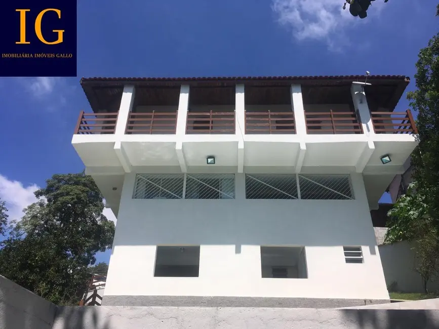 Chácara com 4 quartos à venda, 260m2 em Santa Luzia, Ribeirao Pires - SP - imagem 3 Foto 3 de Chácara com 4 quartos à venda, 260m2 em Santa Luzia, Ribeirao Pires - SP