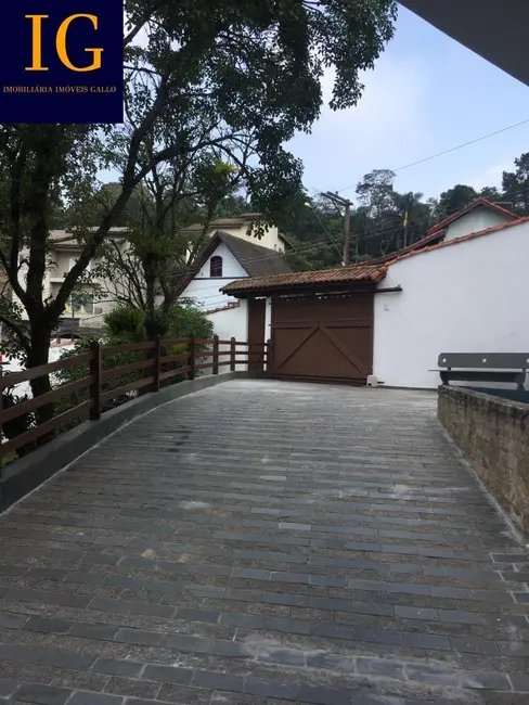 Chácara com 4 quartos à venda, 260m2 em Santa Luzia, Ribeirao Pires - SP - imagem 9 Foto 9 de Chácara com 4 quartos à venda, 260m2 em Santa Luzia, Ribeirao Pires - SP