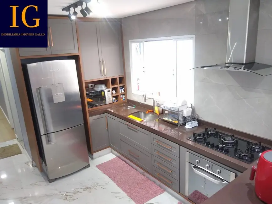 Foto 6 de Casa com 3 quartos à venda, 160m2 em Parque Jaçatuba, Santo Andre - SP