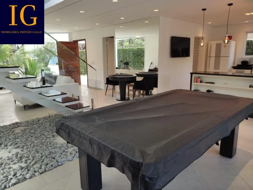 Casa de Condomínio com 3 quartos à venda, 279m2 em Bertioga - SP - imagem 5 Foto 5 de Casa de Condomínio com 3 quartos à venda, 279m2 em Bertioga - SP