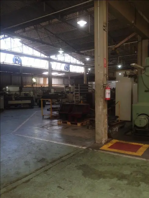 Armazém / Galpão à venda, 3180m2 em Parque da Figueira, Campinas - SP - imagem 4 Foto 4 de Armazém / Galpão à venda, 3180m2 em Parque da Figueira, Campinas - SP