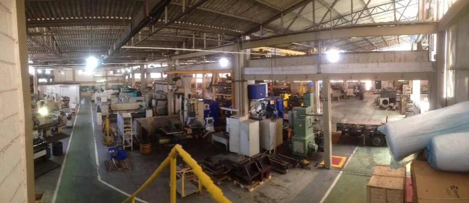 Armazém / Galpão à venda, 3180m2 em Parque da Figueira, Campinas - SP - imagem 8 Foto 8 de Armazém / Galpão à venda, 3180m2 em Parque da Figueira, Campinas - SP