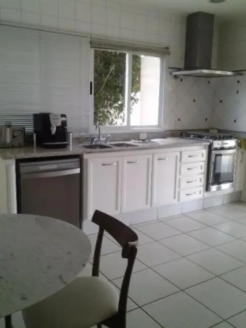 Casa de Condomínio com 4 quartos à venda, 756m2 em Campinas - SP - imagem 4 Foto 4 de Casa de Condomínio com 4 quartos à venda, 756m2 em Campinas - SP