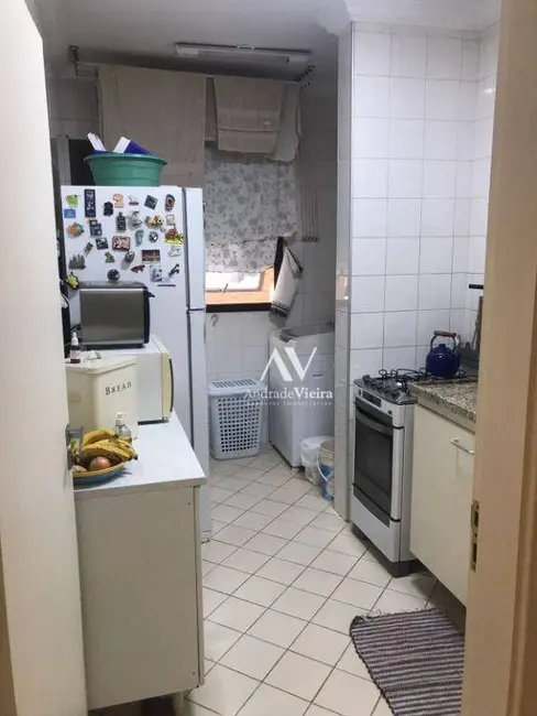 Foto 2 de Apartamento com 3 quartos à venda, 74m2 em Cambuí, Campinas - SP