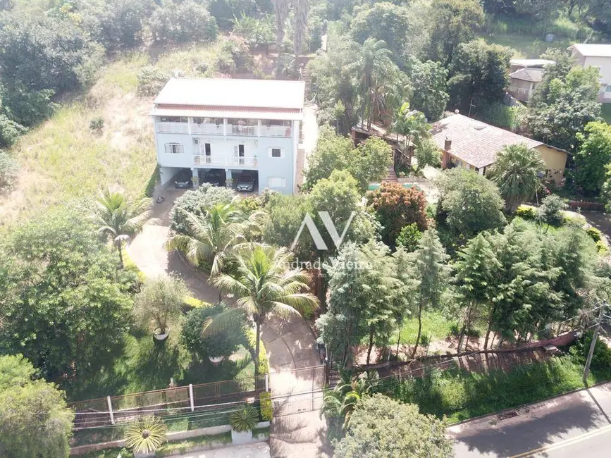 Foto 2 de Chácara com 3 quartos à venda, 2012m2 em Vale Verde, Valinhos - SP