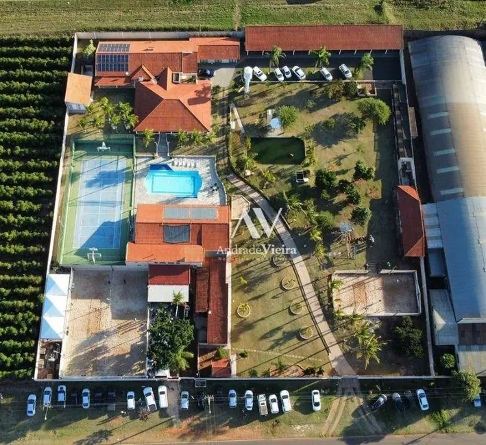 Foto 1 de Chácara com 23 quartos à venda, 8000m2 em Dois Corregos - SP