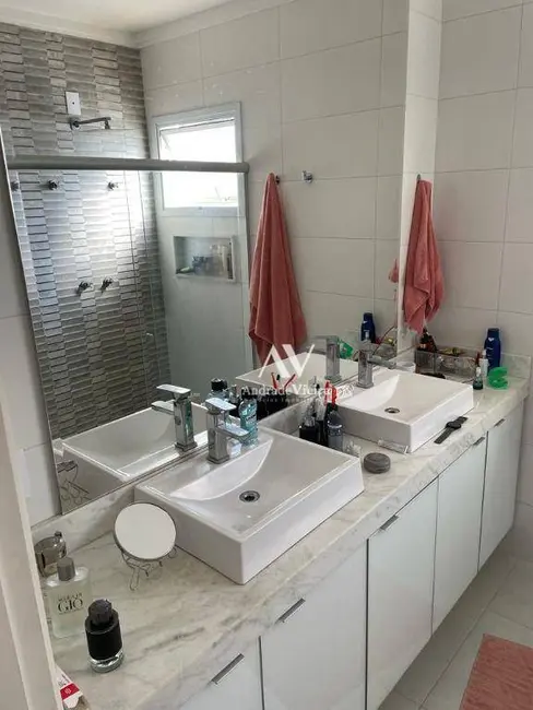 Foto 4 de Casa de Condomínio com 4 quartos à venda, 259m2 em Campinas - SP