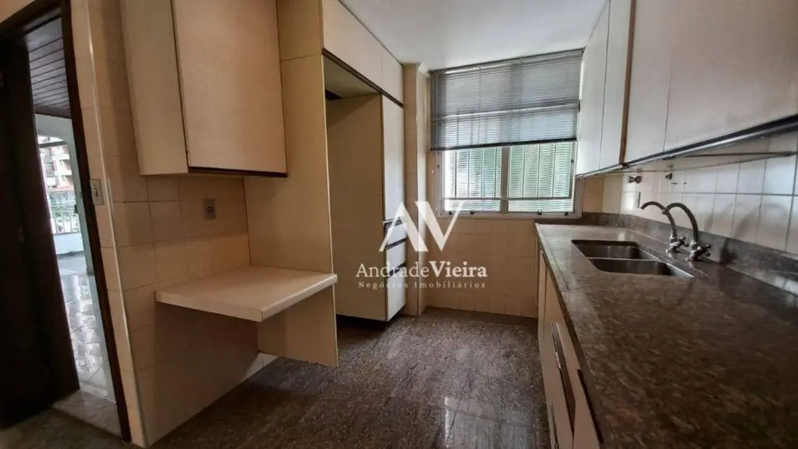 Apartamento com 3 quartos à venda, 212m2 em Cambuí, Campinas - SP - imagem 4 Foto 4 de Apartamento com 3 quartos à venda, 212m2 em Cambuí, Campinas - SP