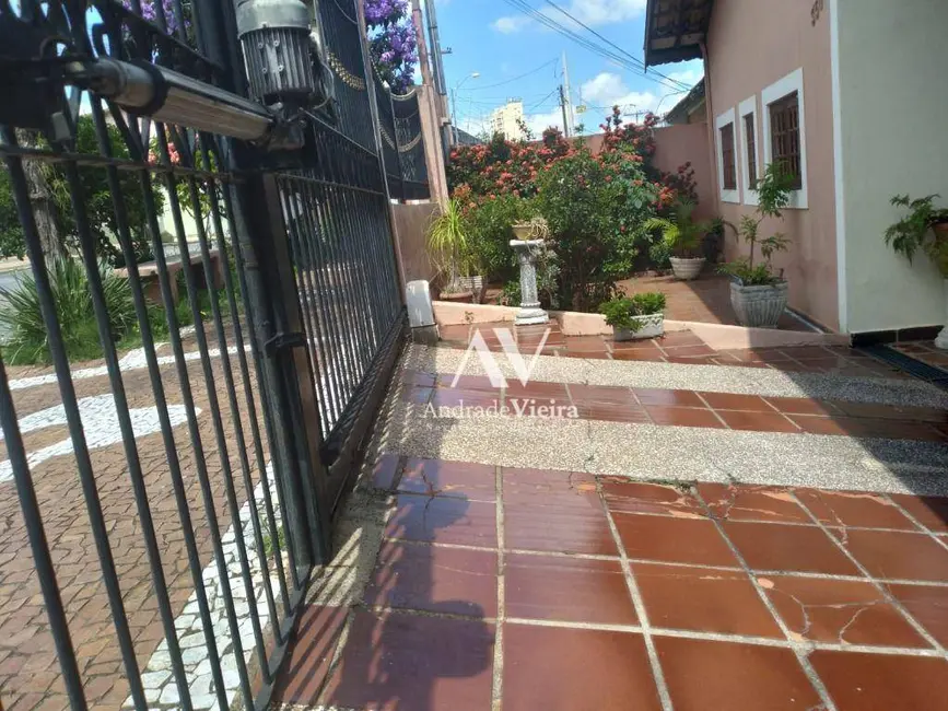 Casa com 4 quartos à venda, 335m2 em Campinas - SP - imagem 9 Foto 9 de Casa com 4 quartos à venda, 335m2 em Campinas - SP