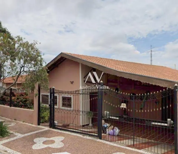 Casa com 4 quartos à venda, 335m2 em Campinas - SP - imagem 1 Foto 1 de Casa com 4 quartos à venda, 335m2 em Campinas - SP