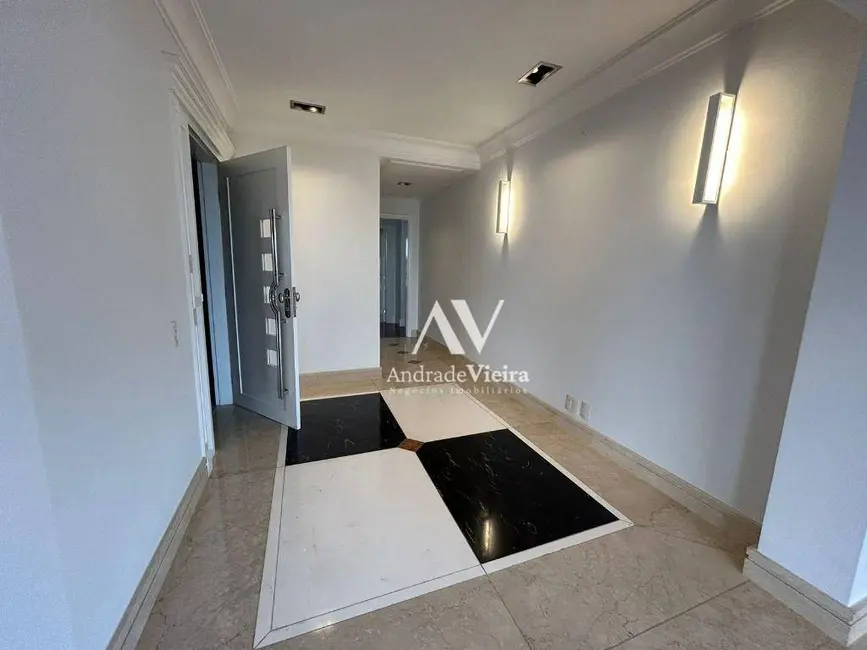 Foto 9 de Apartamento com 5 quartos à venda, 639m2 em Cambuí, Campinas - SP