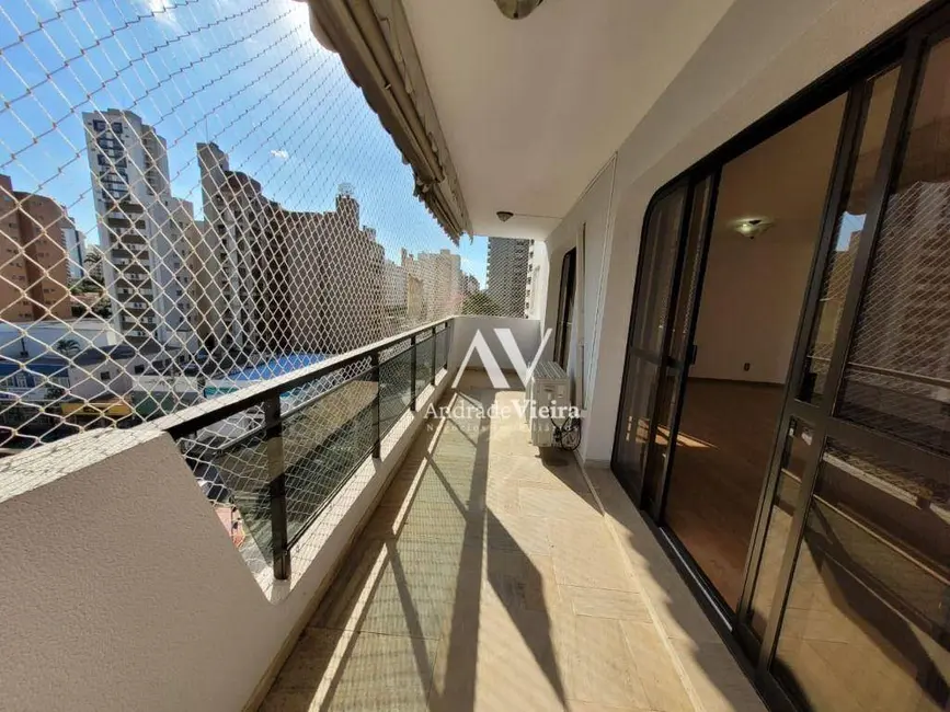 Foto 5 de Apartamento com 3 quartos à venda, 242m2 em Cambuí, Campinas - SP