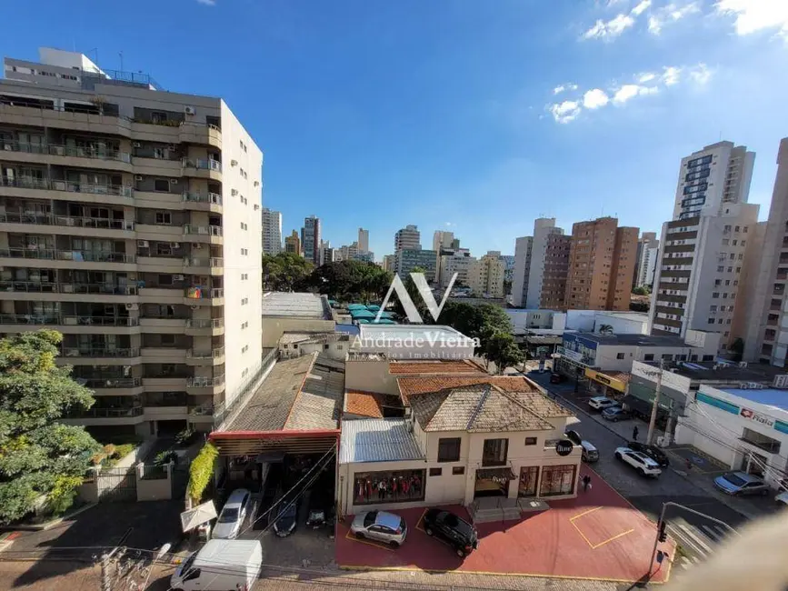 Foto 7 de Apartamento com 3 quartos à venda, 242m2 em Cambuí, Campinas - SP