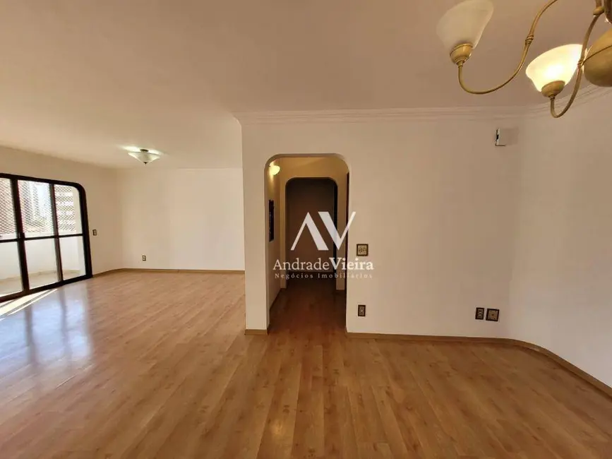 Foto 4 de Apartamento com 3 quartos à venda, 242m2 em Cambuí, Campinas - SP