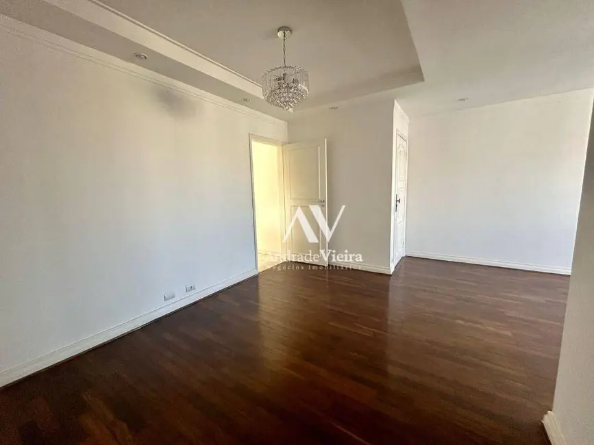 Apartamento com 3 quartos à venda, 114m2 em Centro, Campinas - SP - imagem 4 Foto 4 de Apartamento com 3 quartos à venda, 114m2 em Centro, Campinas - SP