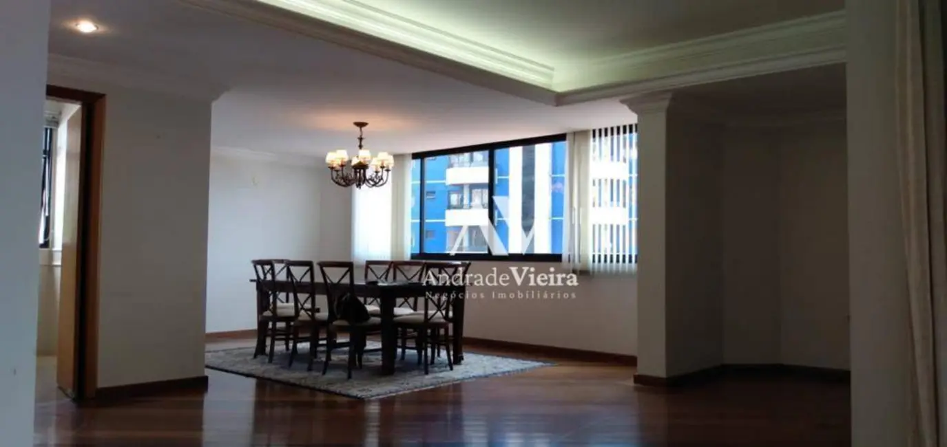 Foto 8 de Apartamento com 4 quartos à venda, 245m2 em Cambuí, Campinas - SP