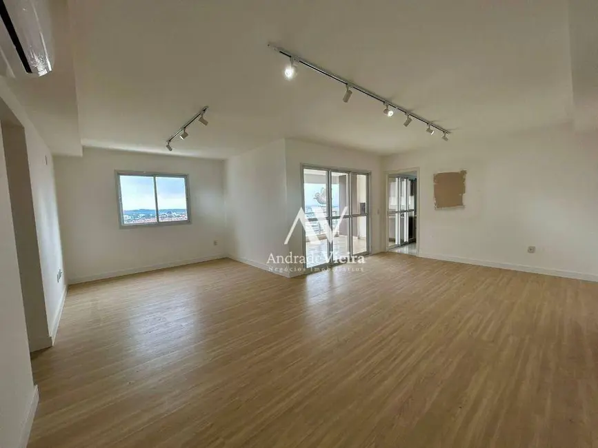 Apartamento com 3 quartos à venda e para alugar, 136m2 em Loteamento Residencial Vila Bella Dom Pedro, Campinas - SP - imagem 4 Foto 4 de Apartamento com 3 quartos à venda e para alugar, 136m2 em Loteamento Residencial Vila Bella Dom Pedro, Campinas - SP