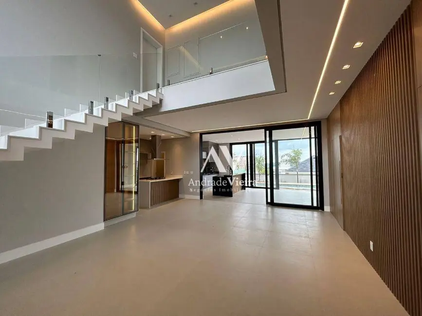 Foto 2 de Casa de Condomínio com 4 quartos à venda, 378m2 em Cambuí, Campinas - SP