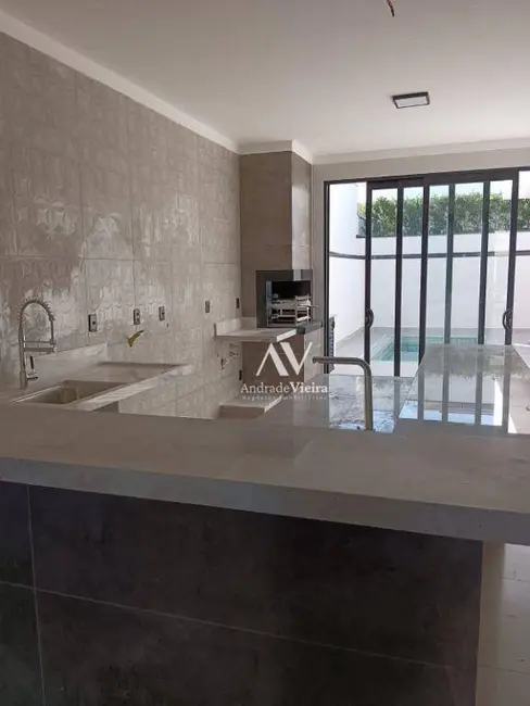 Casa de Condomínio com 3 quartos à venda, 300m2 em Paulinia - SP - imagem 6 Foto 6 de Casa de Condomínio com 3 quartos à venda, 300m2 em Paulinia - SP