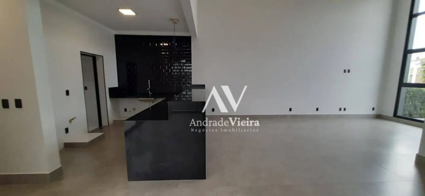 Casa de Condomínio com 3 quartos à venda, 300m2 em Paulinia - SP - imagem 4 Foto 4 de Casa de Condomínio com 3 quartos à venda, 300m2 em Paulinia - SP