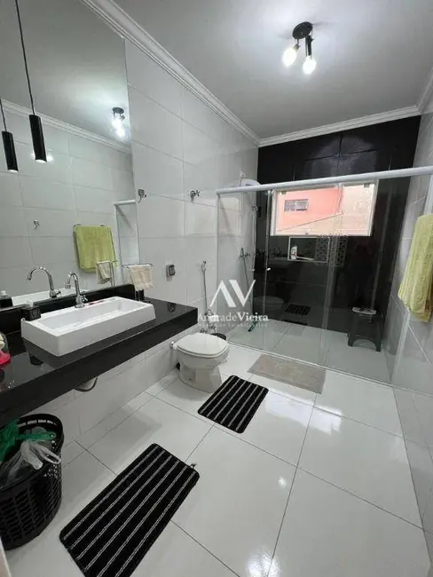 Foto 6 de Casa com 4 quartos à venda, 550m2 em Parque São Quirino, Campinas - SP