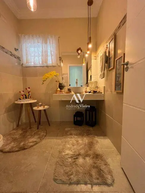 Foto 4 de Casa com 4 quartos à venda, 550m2 em Parque São Quirino, Campinas - SP