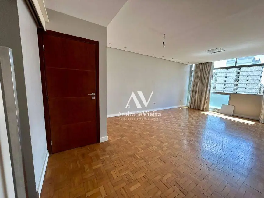 Apartamento com 3 quartos à venda, 140m2 em Cambuí, Campinas - SP - imagem 6 Foto 6 de Apartamento com 3 quartos à venda, 140m2 em Cambuí, Campinas - SP
