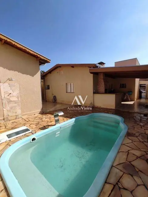 Casa com 4 quartos à venda, 490m2 em Parque São Quirino, Campinas - SP - imagem 3 Foto 3 de Casa com 4 quartos à venda, 490m2 em Parque São Quirino, Campinas - SP