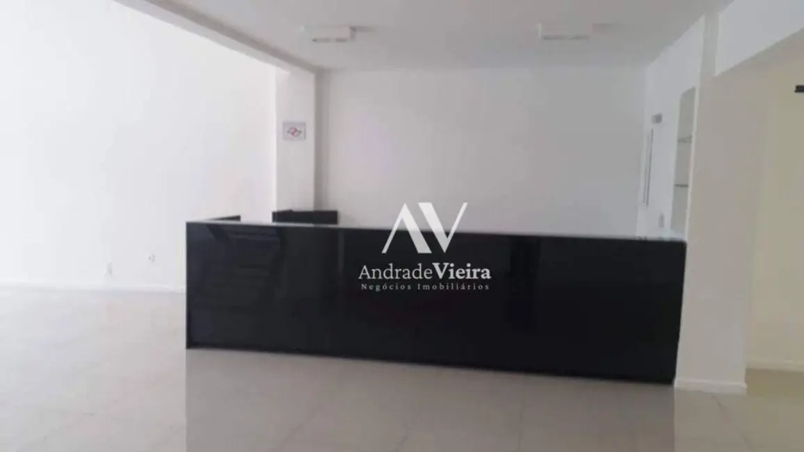 Foto 12 de Casa para alugar, 360m2 em Cambuí, Campinas - SP