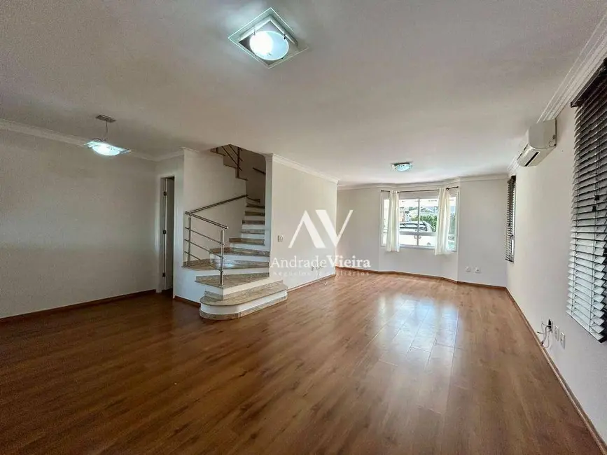 Casa de Condomínio com 3 quartos à venda, 296m2 em Loteamento Residencial Vila Bella, Campinas - SP - imagem 3 Foto 3 de Casa de Condomínio com 3 quartos à venda, 296m2 em Loteamento Residencial Vila Bella, Campinas - SP