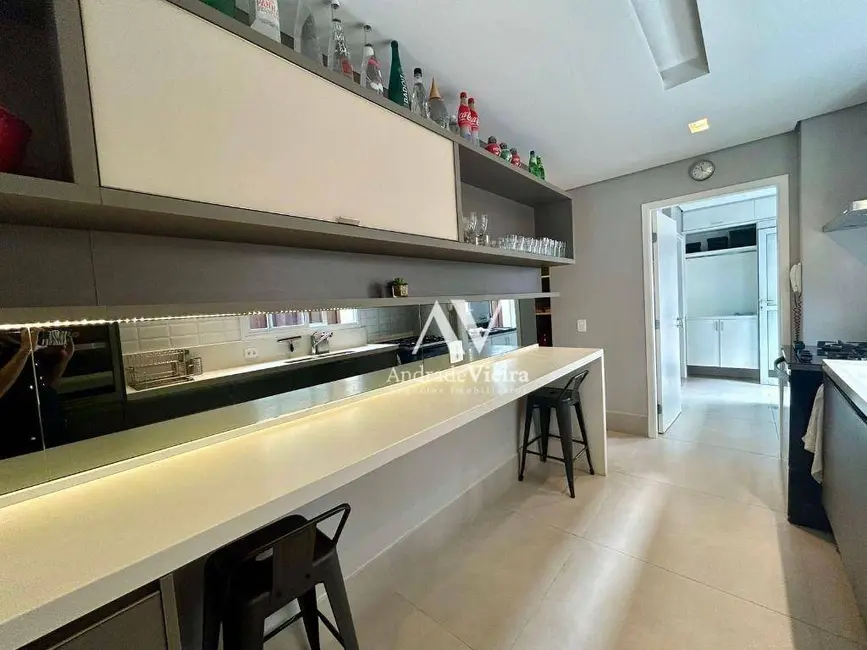 Casa de Condomínio com 3 quartos à venda, 421m2 em Loteamento Residencial Vila Bella Dom Pedro, Campinas - SP - imagem 8 Foto 8 de Casa de Condomínio com 3 quartos à venda, 421m2 em Loteamento Residencial Vila Bella Dom Pedro, Campinas - SP