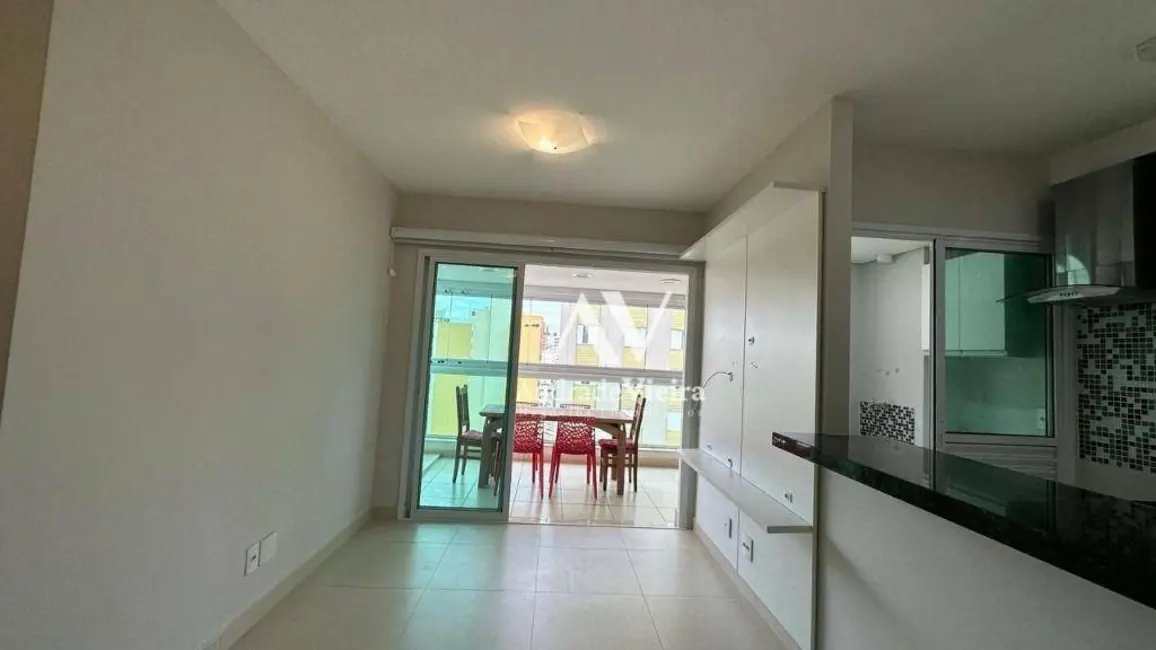Apartamento com 2 quartos à venda, 67m2 em Centro, Campinas - SP - imagem 3 Foto 3 de Apartamento com 2 quartos à venda, 67m2 em Centro, Campinas - SP