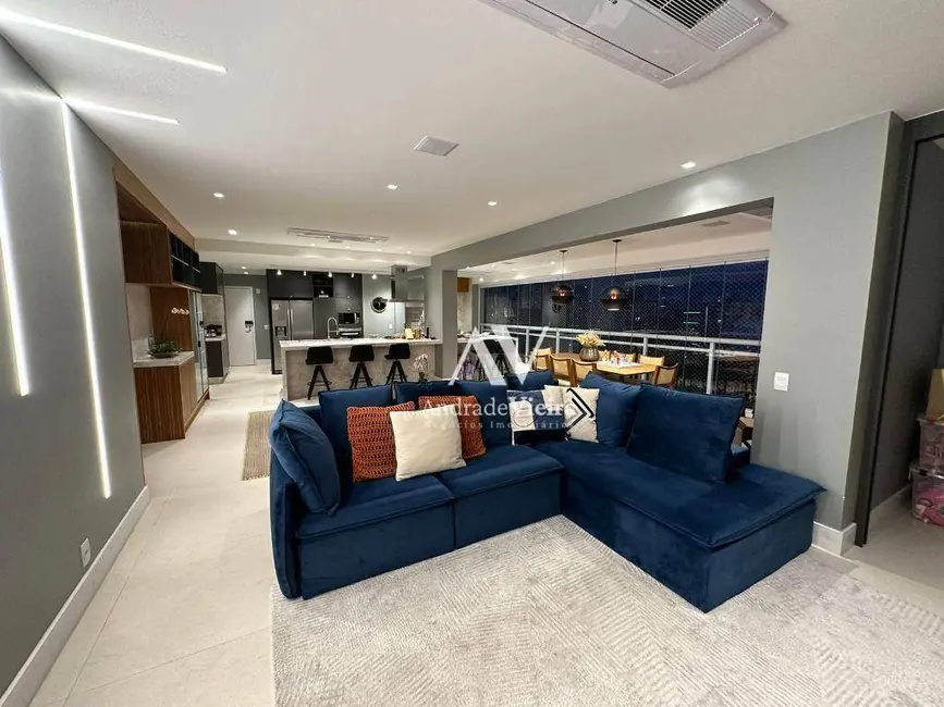 Apartamento com 3 quartos à venda, 181m2 em Cambuí, Campinas - SP - imagem 6 Foto 6 de Apartamento com 3 quartos à venda, 181m2 em Cambuí, Campinas - SP