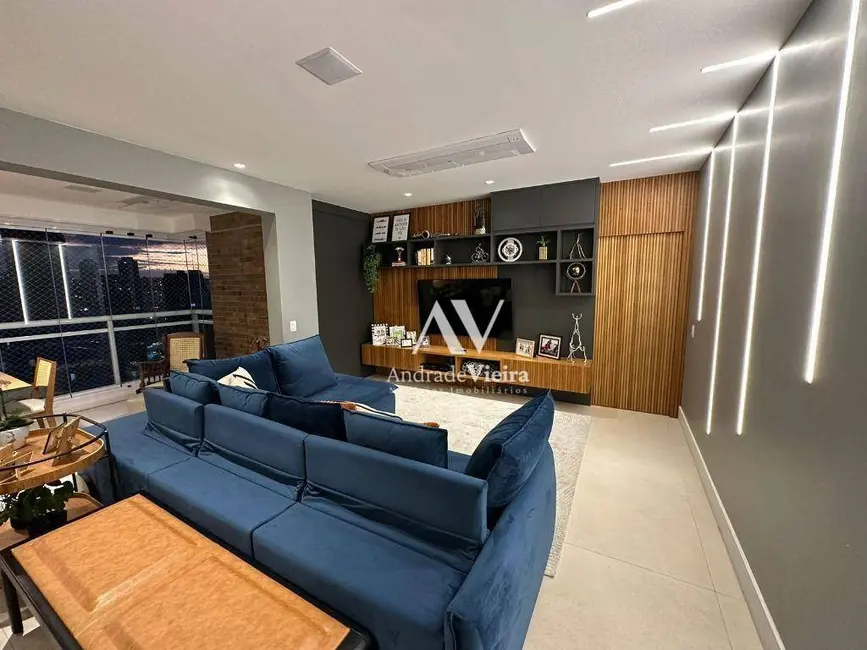 Apartamento com 3 quartos à venda, 181m2 em Cambuí, Campinas - SP - imagem 8 Foto 8 de Apartamento com 3 quartos à venda, 181m2 em Cambuí, Campinas - SP